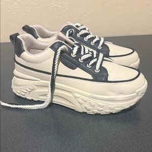 No Boundaries White and Black Athletic Shoes